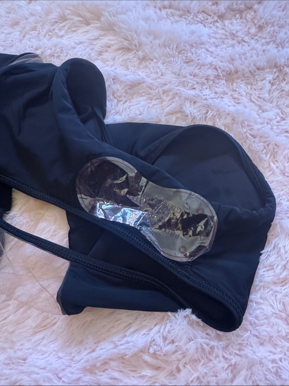 Black One-Shoulder Cutout Swimsuit - Picture 6 of 7